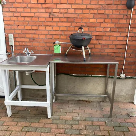 Indbydende Med Dejlig Gardhave 度假居 兰德斯