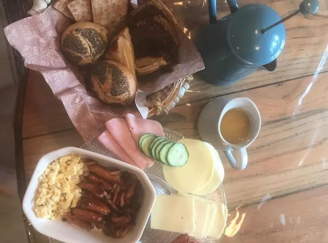 Indbydende Med Dejlig Gardhave *